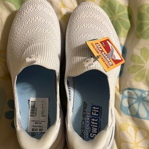 Skechers White Swift Fit Shoes
